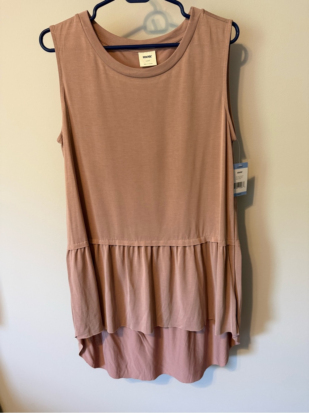 mote Sleeveless Peplum Tank Top in Dusty Rose